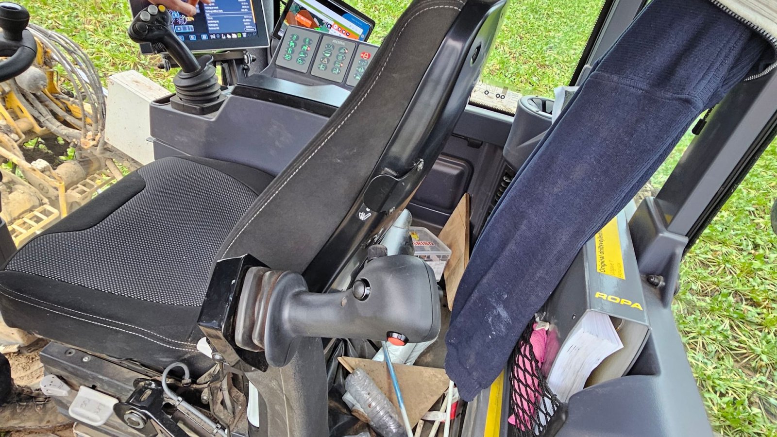 Rübenroder des Typs ROPA Tiger 6S Tiger 6 S, Gebrauchtmaschine in Nykøbing Falster (Bild 11)