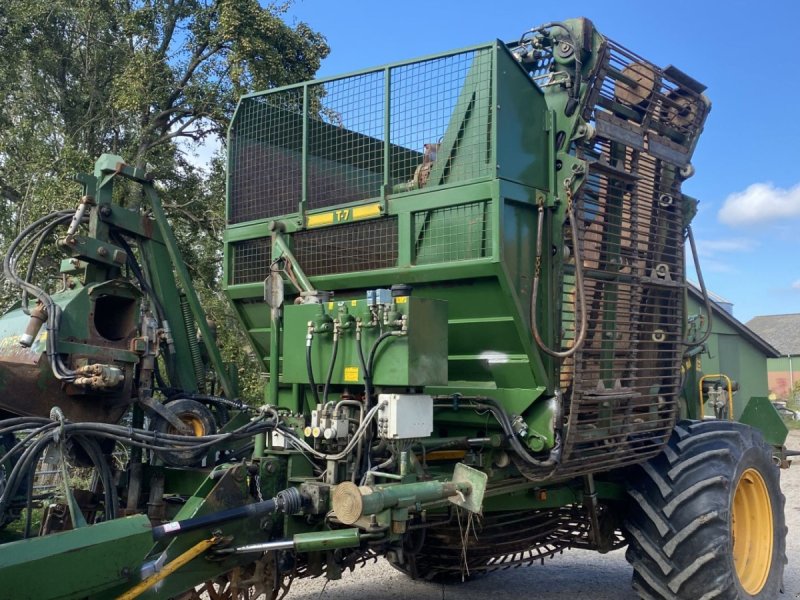 Rübenroder of the type Thyregod T7. Årg. 2001. Velholdt maskine., Gebrauchtmaschine in øster ulslev (Picture 1)