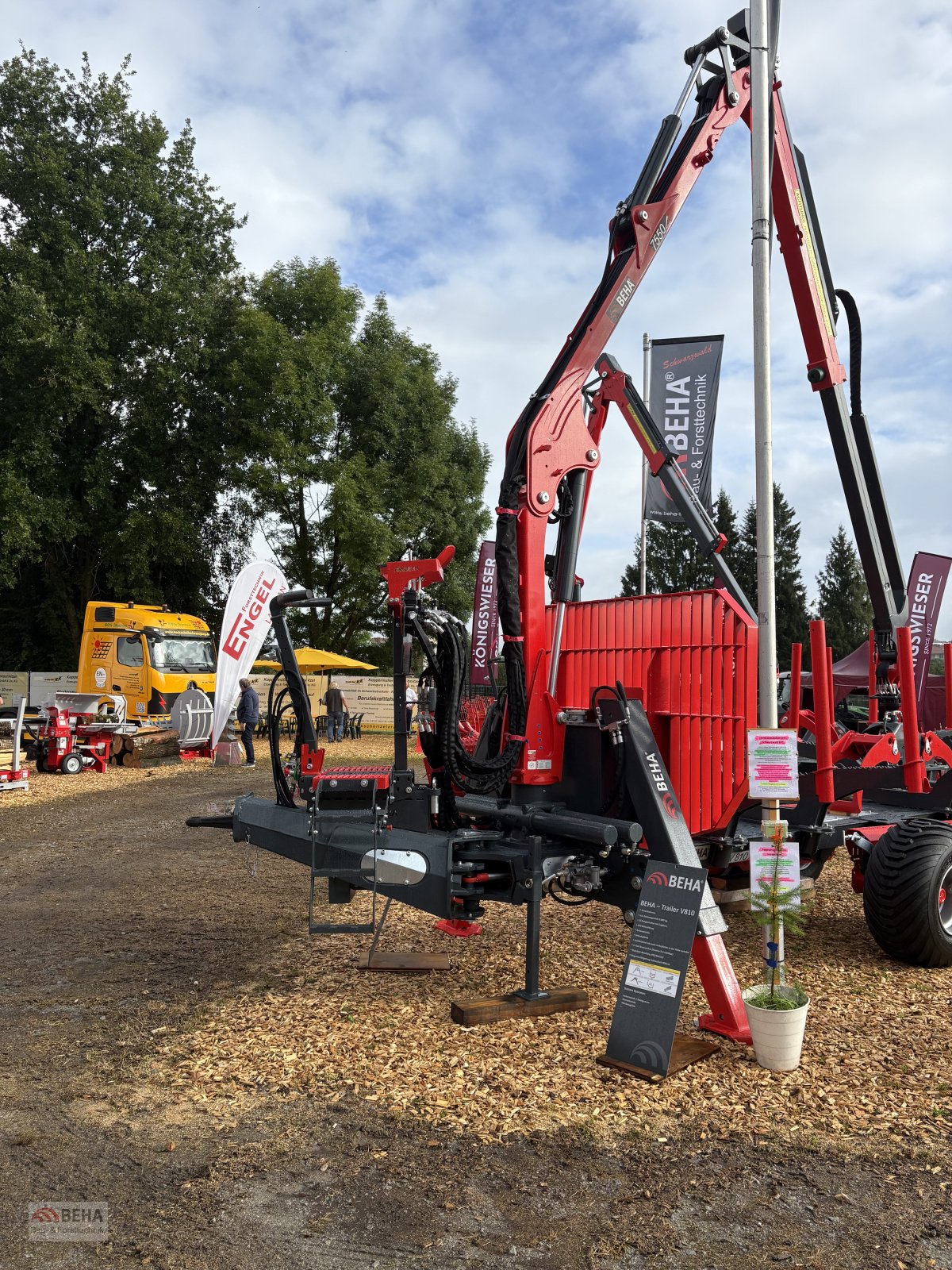 Rückewagen & Rückeanhänger typu BEHA Ausstellungs- Rückewagen – V1000 mit 10 Tonnen Gesamtgewicht, 7,5m Kran, 4-Rad DL, Eigene Ölversorgung, Flow Sharing- Steuerung, Gebrauchtmaschine v Steinach (Obrázek 2)