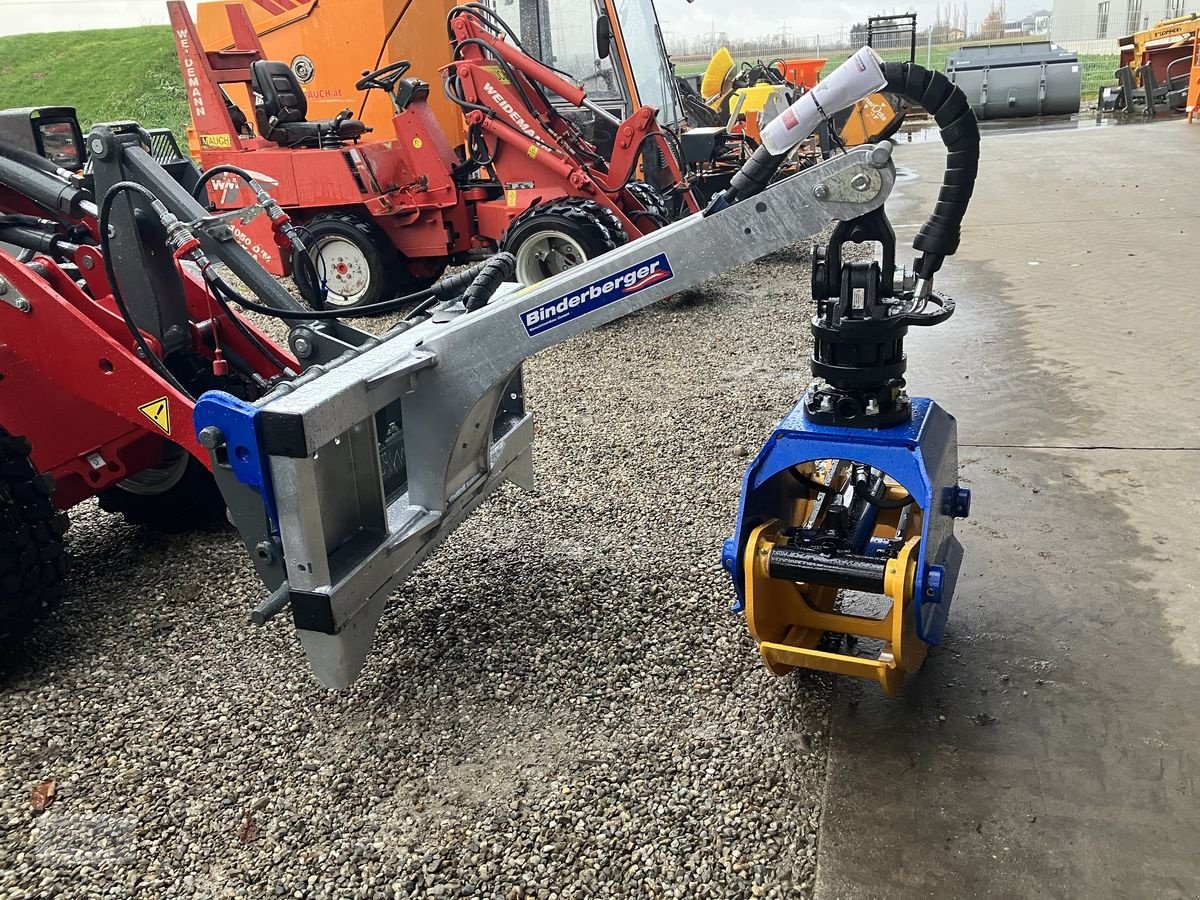 Rückewagen & Rückeanhänger van het type Binderberger Holzzange für Hoftrac, Neumaschine in Burgkirchen (Foto 1)