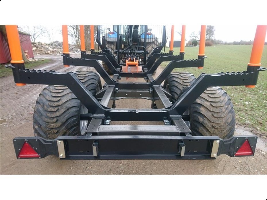 Rückewagen & Rückeanhänger Türe ait BMF 10 t. skovvogn med 7,2 m kran, Gebrauchtmaschine içinde Fredericia (resim 4)