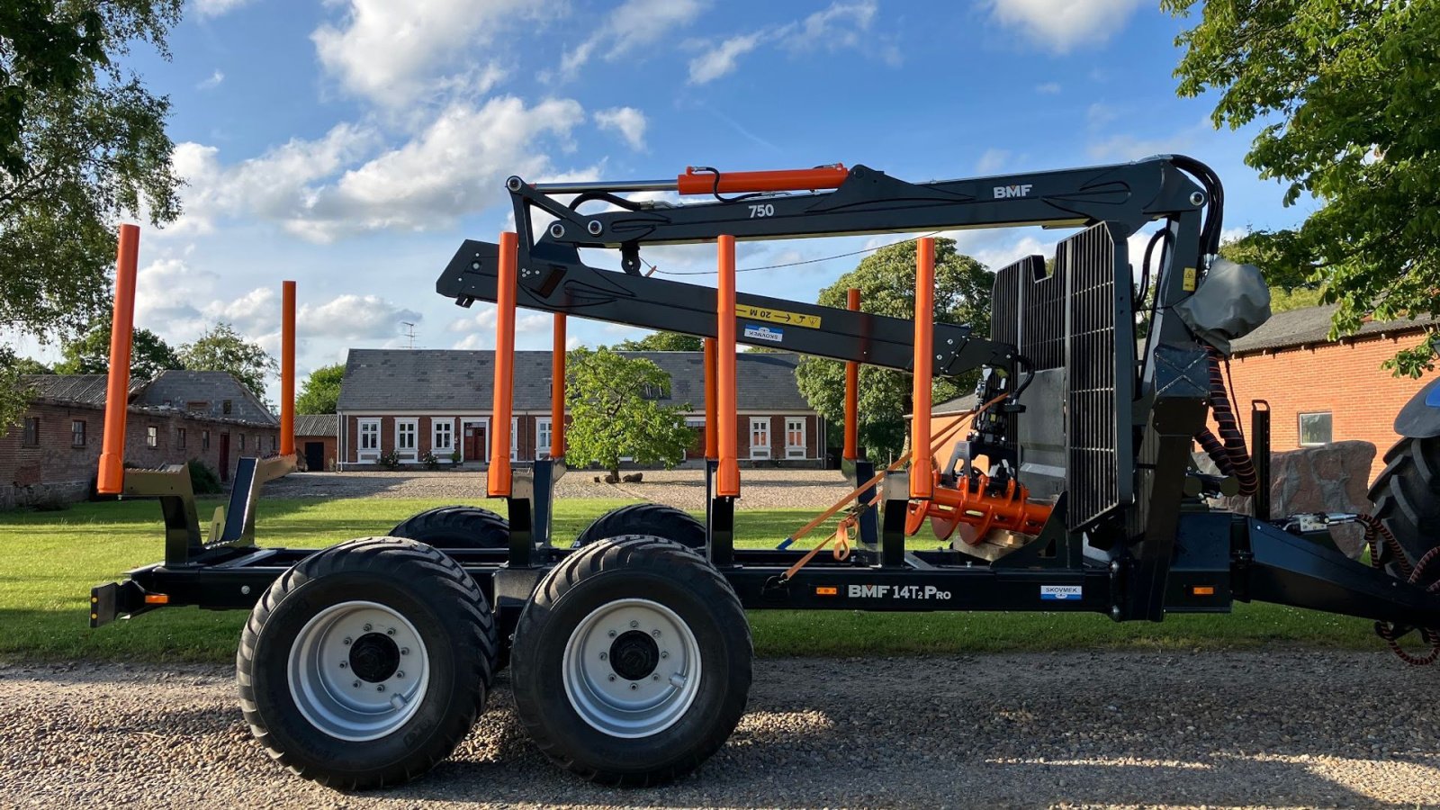 Rückewagen & Rückeanhänger tip BMF 14 t skovvogn m. 7,5 m kran, Gebrauchtmaschine in Fredericia (Poză 4)