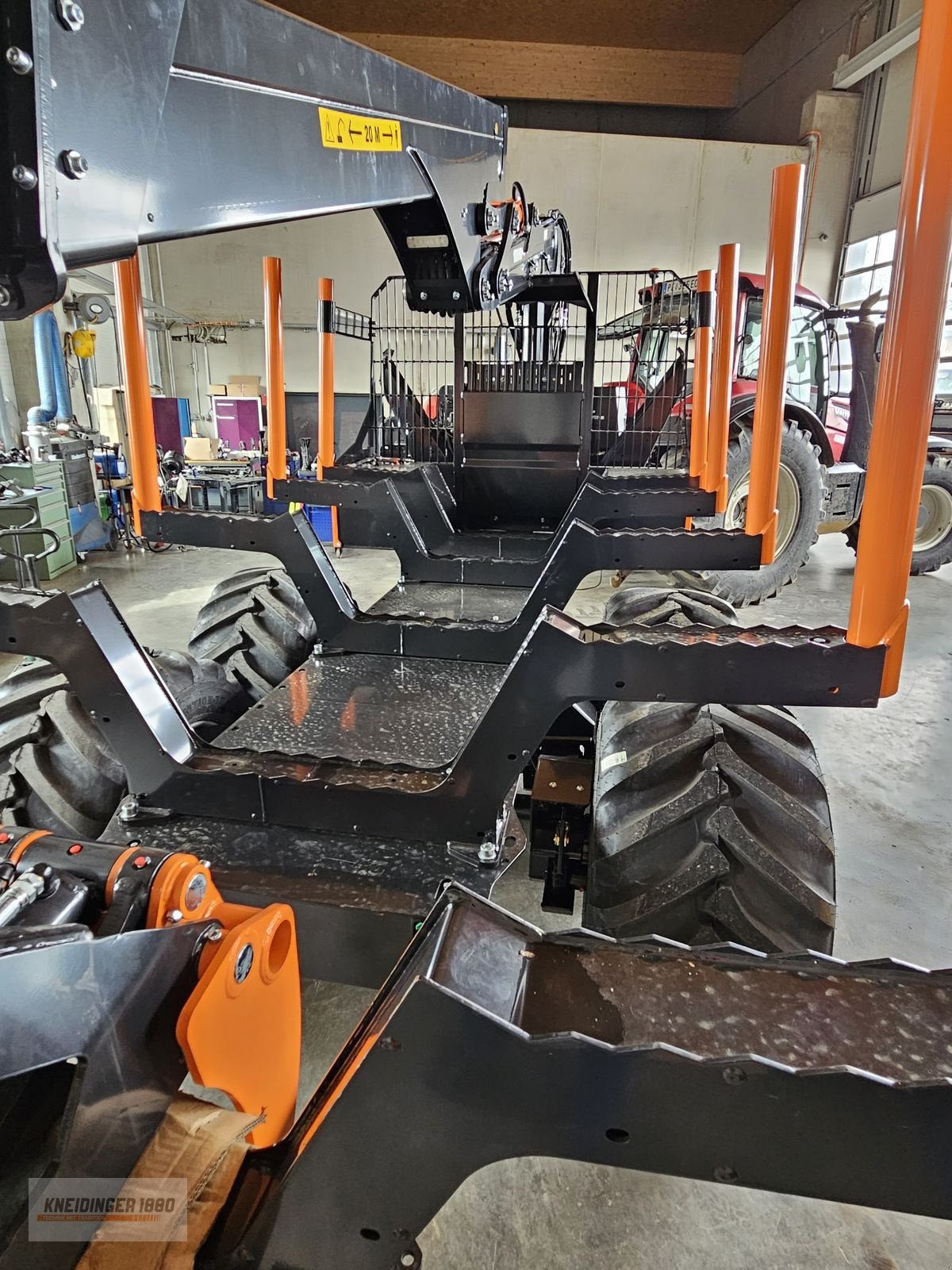 Rückewagen & Rückeanhänger des Typs BMF 17T2/ 1000 HD +, Neumaschine in Altenfelden (Bild 12)