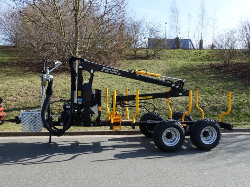 Rückewagen & Rückeanhänger des Typs Country 30S-550AE Forstanhänger Auflaufbremse, Neumaschine in Unterwellenborn (Bild 1)