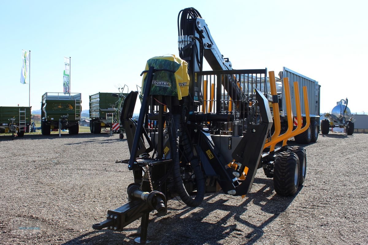 Rückewagen & Rückeanhänger des Typs Country C700Pro / T110D, Neumaschine in Niederkappel (Bild 8)