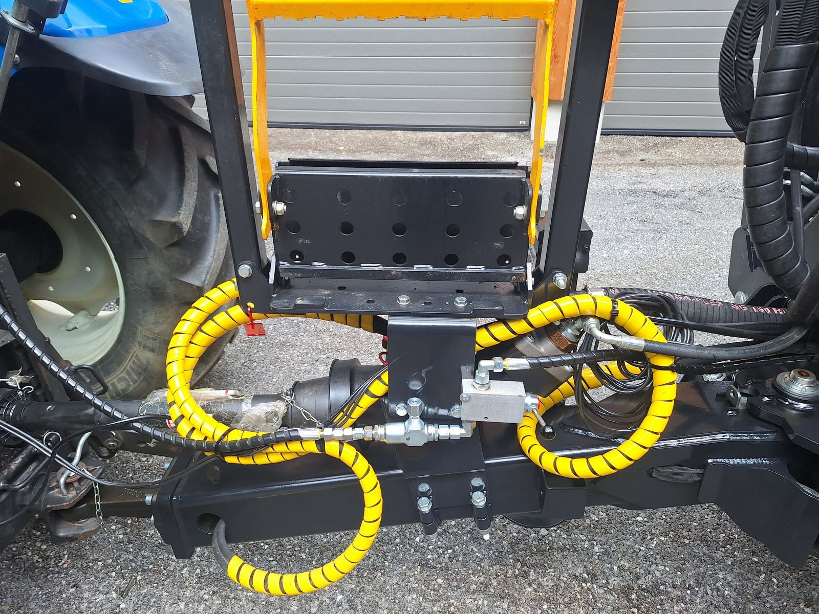 Rückewagen & Rückeanhänger typu Country C720/T110D - 4 WD Reibrollenantrieb Neuwertig, Vorführmaschine v Burgkirchen (Obrázek 3)