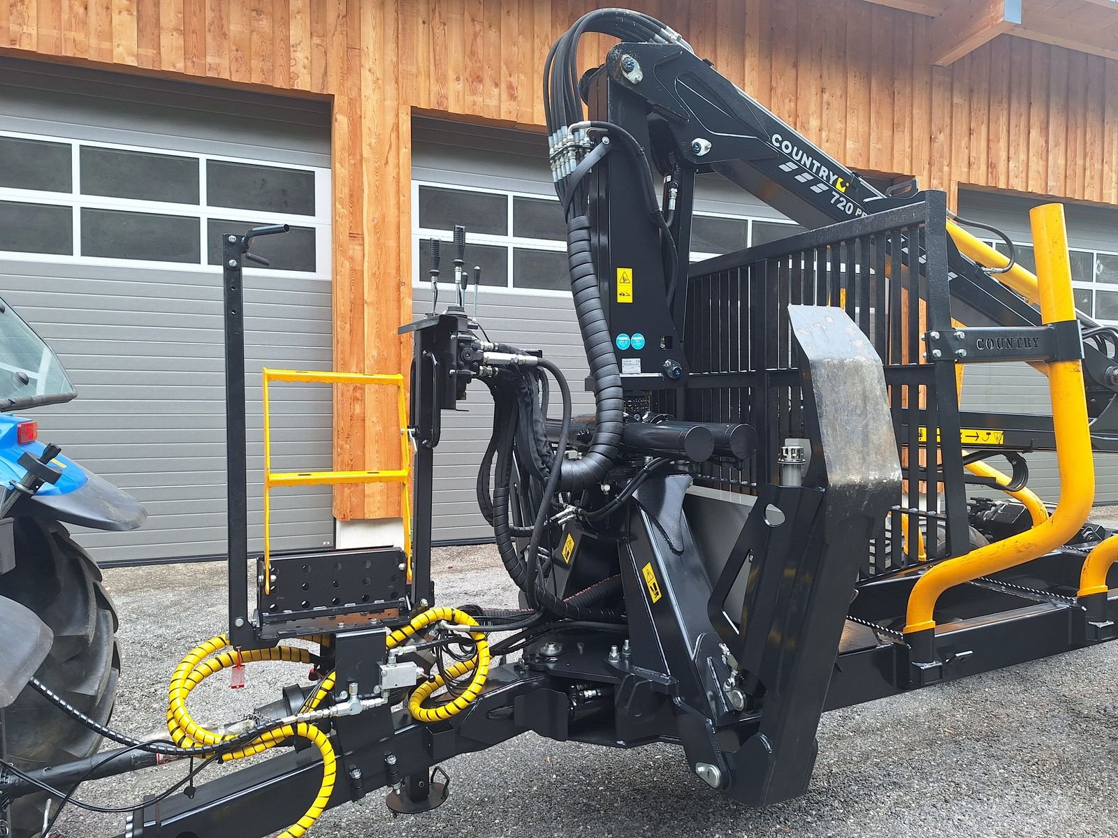 Rückewagen & Rückeanhänger tipa Country FORSTANHÄNGER MIT KRAN UND RADANTRIEB, Vorführmaschine u Burgkirchen (Slika 3)