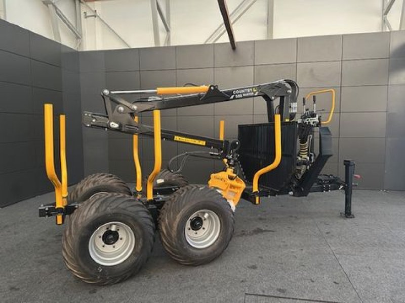 Rückewagen & Rückeanhänger des Typs Country Rückewagen 50S mit Kran 550 Master 5to, Neumaschine in Tamsweg (Bild 5)