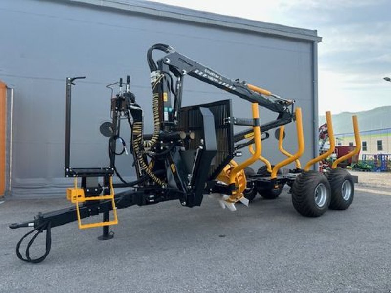 Rückewagen & Rückeanhänger des Typs Country Rückewagen 90S mit Kran 700pro 9to, Neumaschine in Tamsweg (Bild 1)