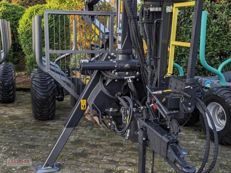 Rückewagen & Rückeanhänger des Typs EiFo 8.70 SE/ FK 3.61 Auflaufbremse, Neumaschine in Groß-Umstadt (Bild 1)