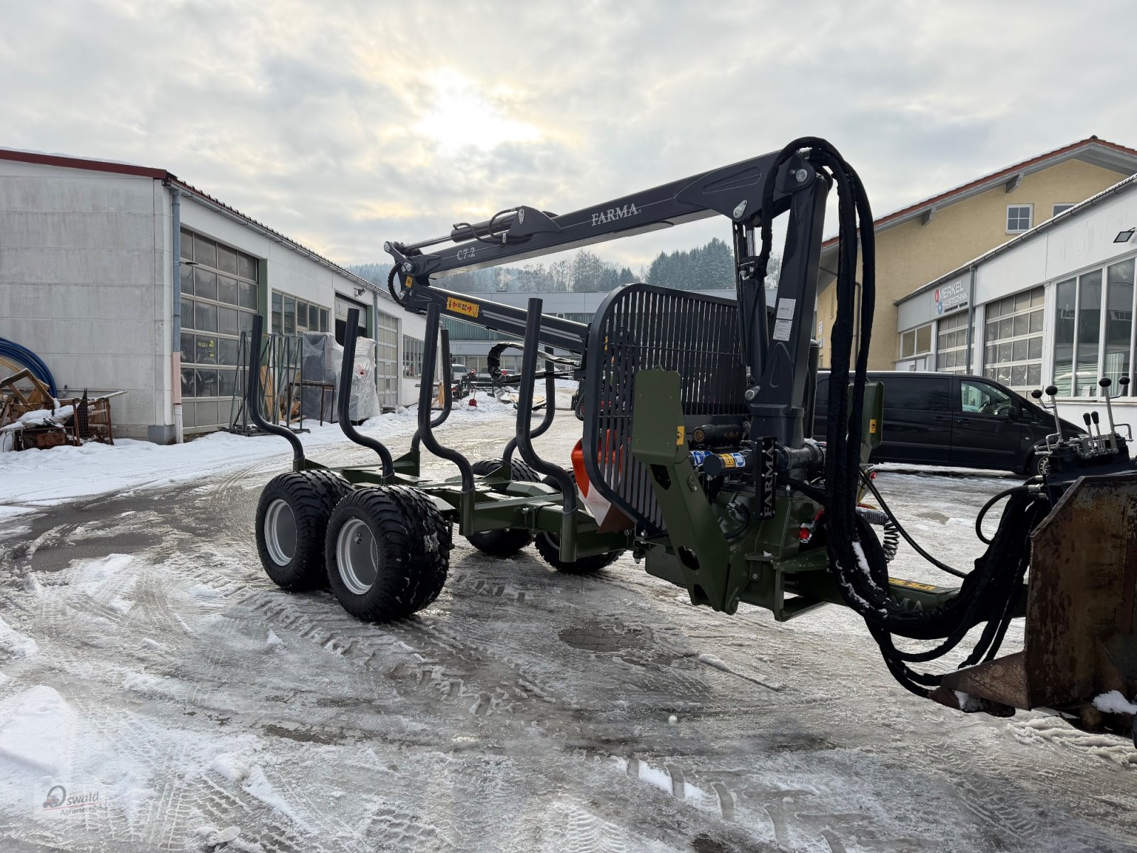 Rückewagen & Rückeanhänger от тип Farma Rückewagen CT7,2-9 DS, Neumaschine в Regen (Снимка 2)