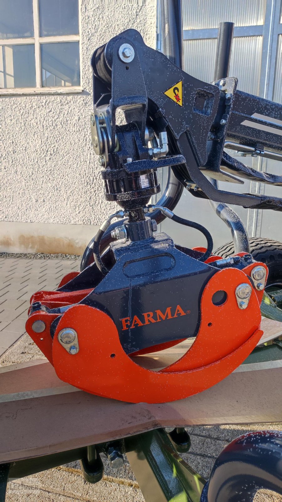 Rückewagen & Rückeanhänger of the type Farma CT 6,3-8 Rückewagen mit Auflaufbremse - Neues Modell, Neumaschine in Bad Abbach-Dünzling (Picture 4)