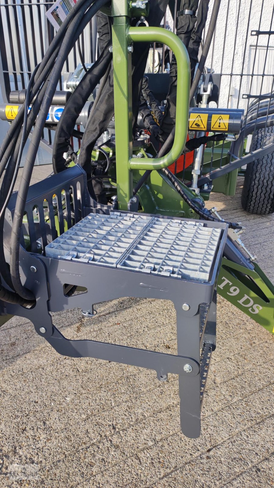 Rückewagen & Rückeanhänger des Typs Farma CT 6,3-9DS Rückewagen mit Auflaufbremse + zusätzliche hydraulische Bremse - Neues Modell, Neumaschine in Bad Abbach-Dünzling (Bild 11)