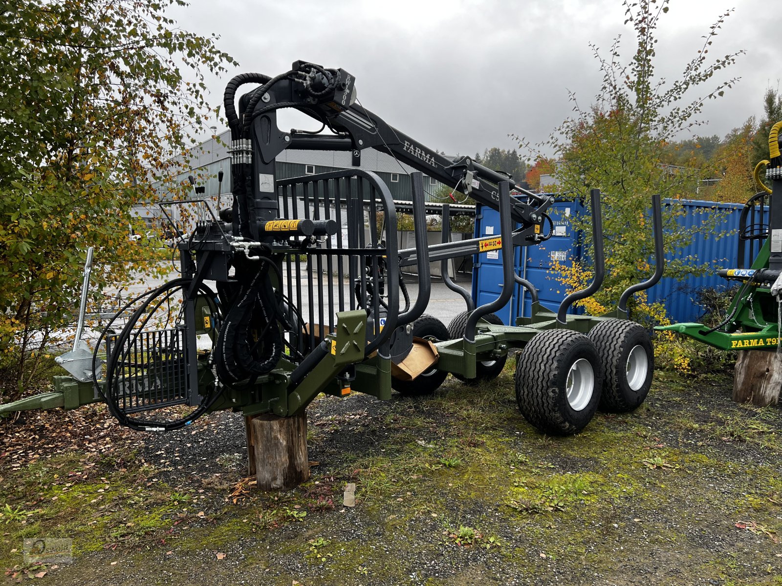 Rückewagen & Rückeanhänger des Typs Farma Rückewagen von 6-17 Tonnen, Neumaschine in Regen (Bild 4)