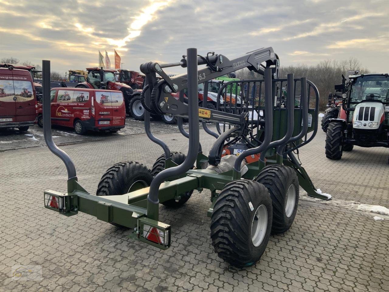 Rückewagen & Rückeanhänger typu Farma T 8, Neumaschine w Pfreimd (Zdjęcie 4)