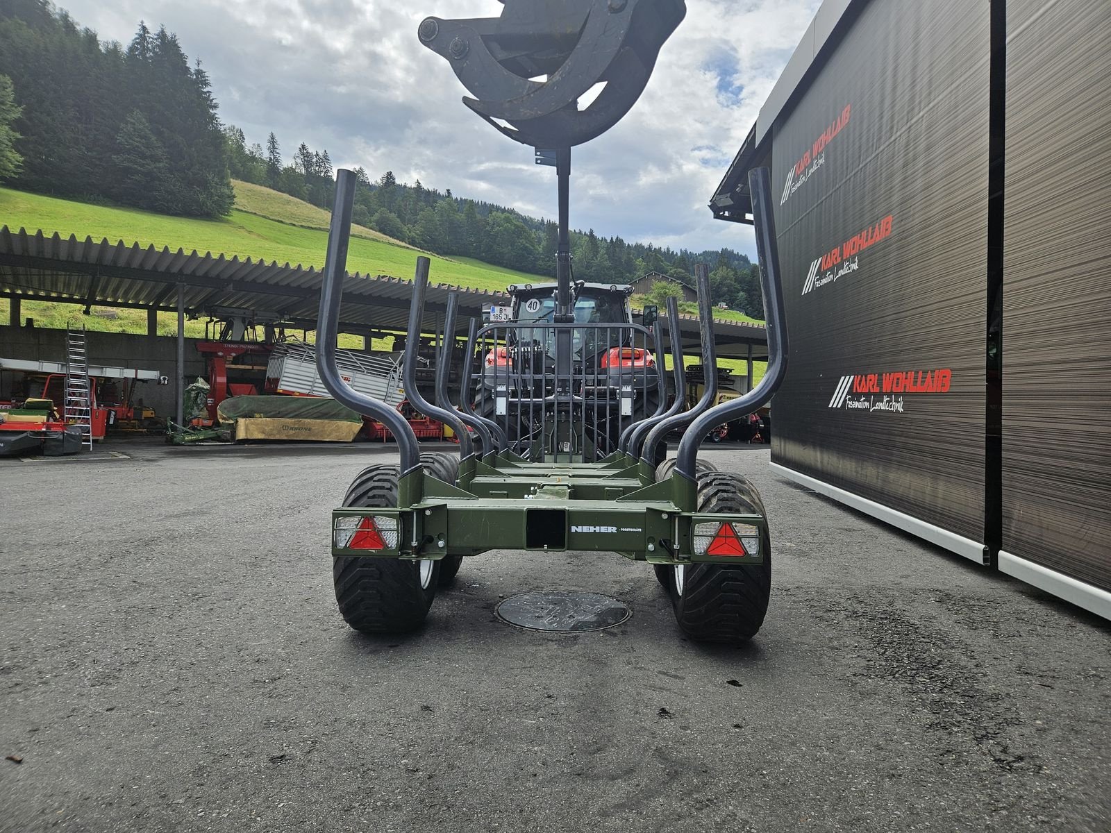 Rückewagen & Rückeanhänger van het type Farma T7 mit Kran C 5.1, Gebrauchtmaschine in Sulzberg (Foto 26)