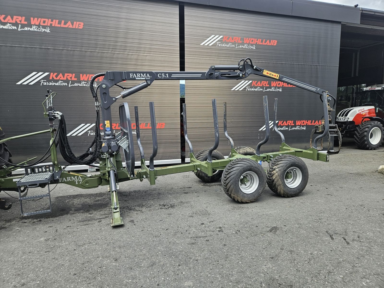 Rückewagen & Rückeanhänger van het type Farma T7 mit Kran C 5.1, Gebrauchtmaschine in Sulzberg (Foto 16)