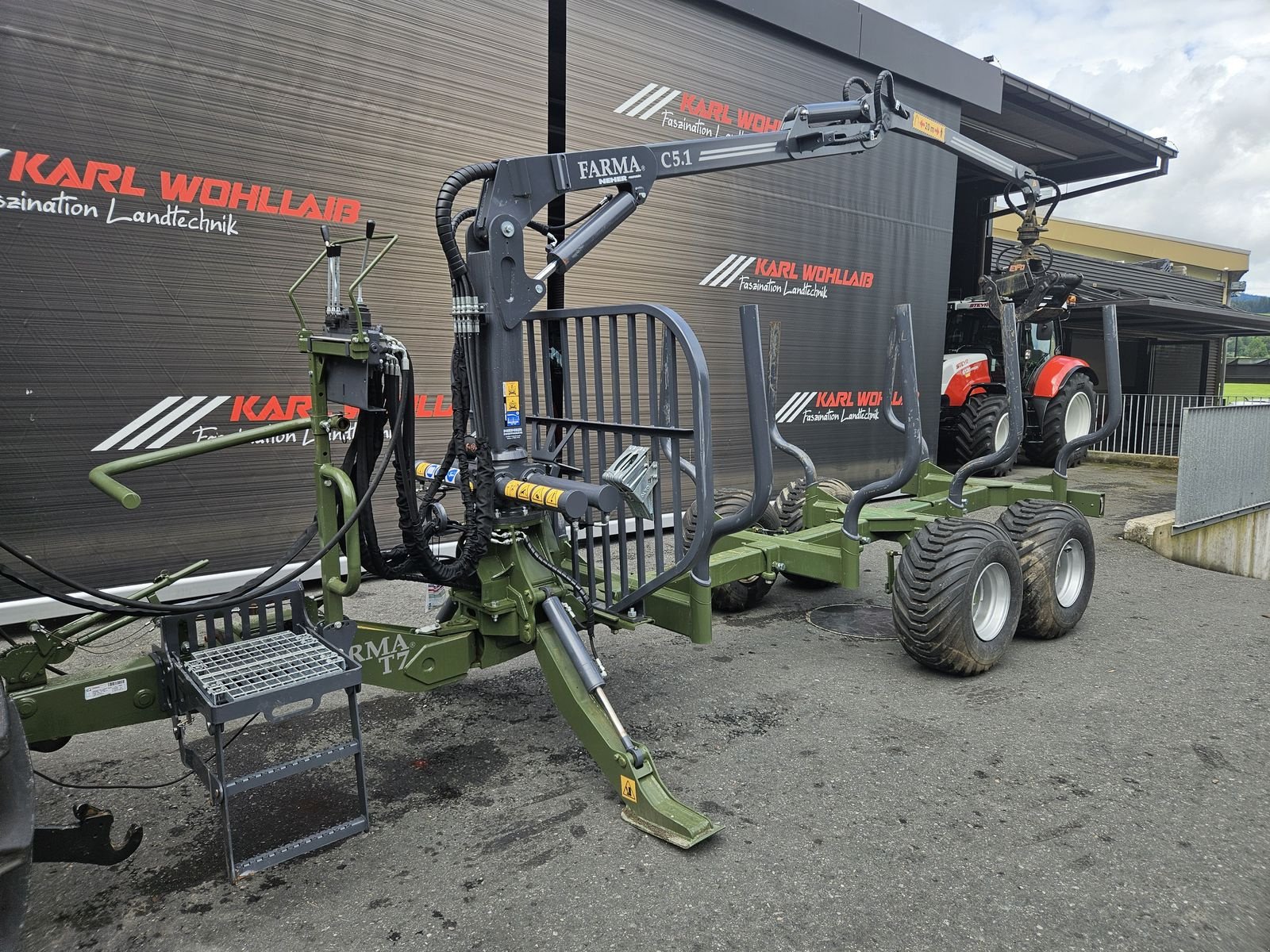 Rückewagen & Rückeanhänger van het type Farma T7 mit Kran C 5.1, Gebrauchtmaschine in Sulzberg (Foto 24)