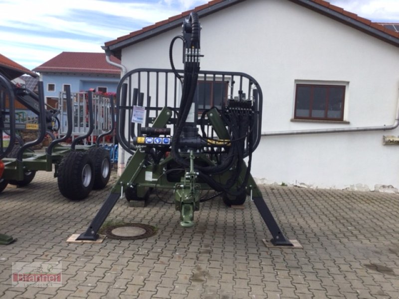 Rückewagen & Rückeanhänger des Typs Farma T9F, Neumaschine in Titting (Bild 3)