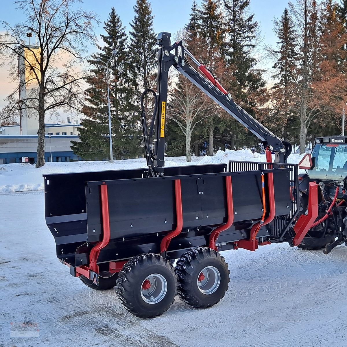 Rückewagen & Rückeanhänger Türe ait Farmi 14to.CR57 Kran-Black Bruin-Prehydraulik-Astwanne, Neumaschine içinde Eberschwang (resim 1)