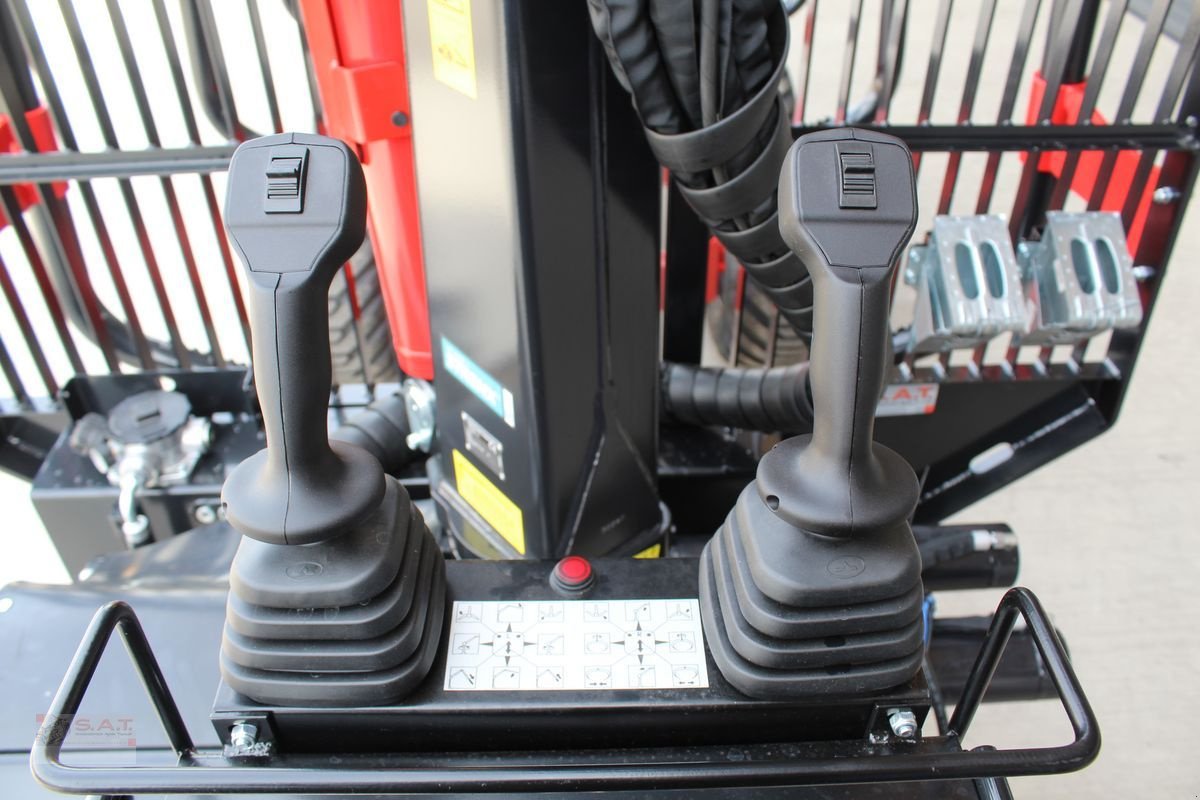 Rückewagen & Rückeanhänger des Typs Farmi Neu-Farmi FT 12-CR 69- 8,50m Kran, Neumaschine in Eberschwang (Bild 23)