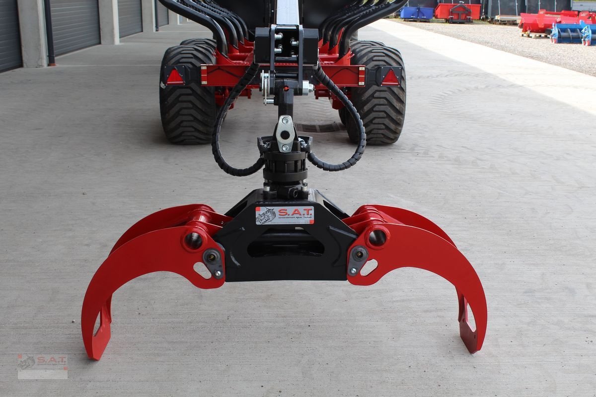 Rückewagen & Rückeanhänger des Typs Farmi Rückewagen 14,5 Tonnen - 8,5 m Kran, Neumaschine in Eberschwang (Bild 19)