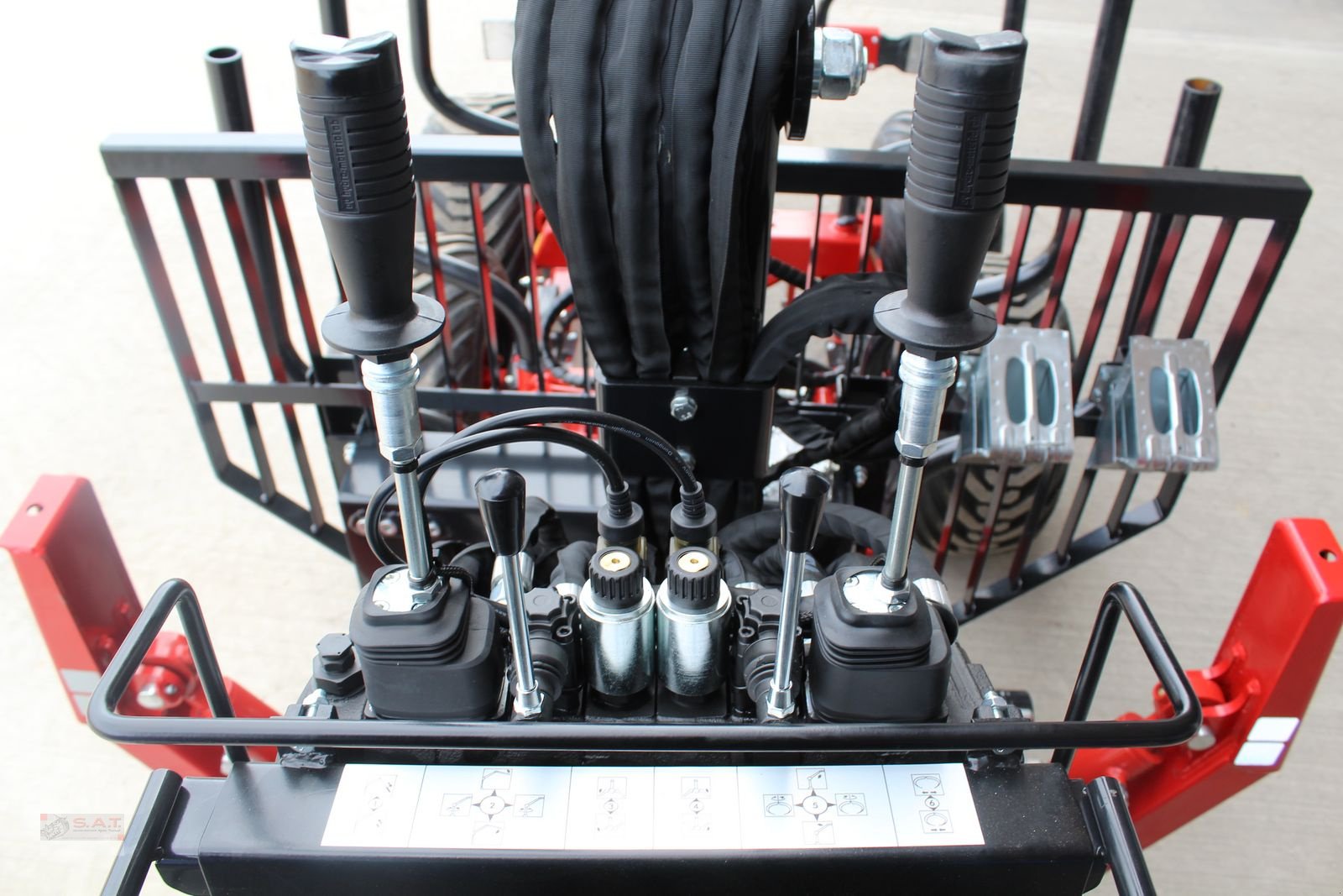 Rückewagen & Rückeanhänger a típus Farmi Rückewagen 9 to.-6,30m Kran, Neumaschine ekkor: Eberschwang (Kép 9)