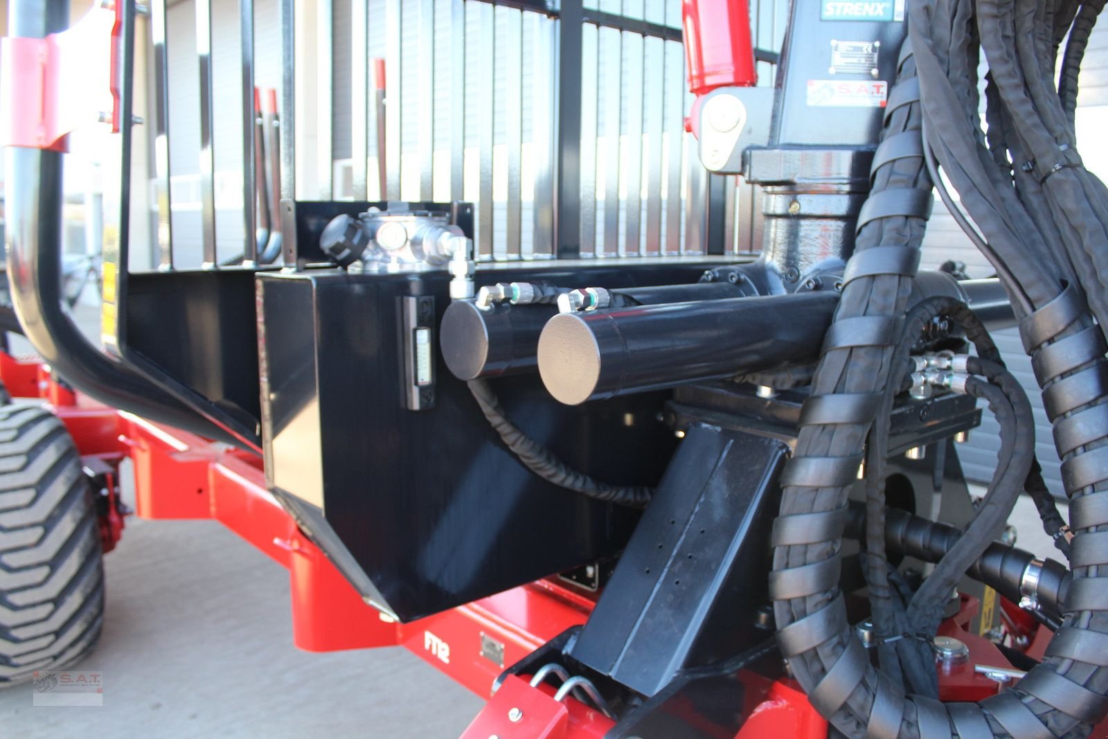 Rückewagen & Rückeanhänger tipa Farmi Rückewagen FT 12 - CR 59 - 8,50m Kran - 14,5t, Neumaschine u Eberschwang (Slika 25)