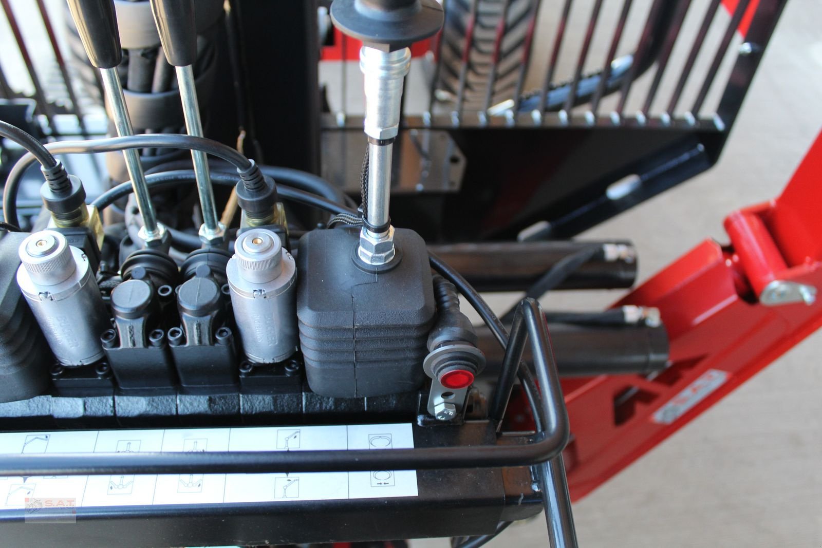 Rückewagen & Rückeanhänger tipa Farmi Rückewagen FT 12 - CR 59 - 8,50m Kran - 14,5t, Neumaschine u Eberschwang (Slika 11)