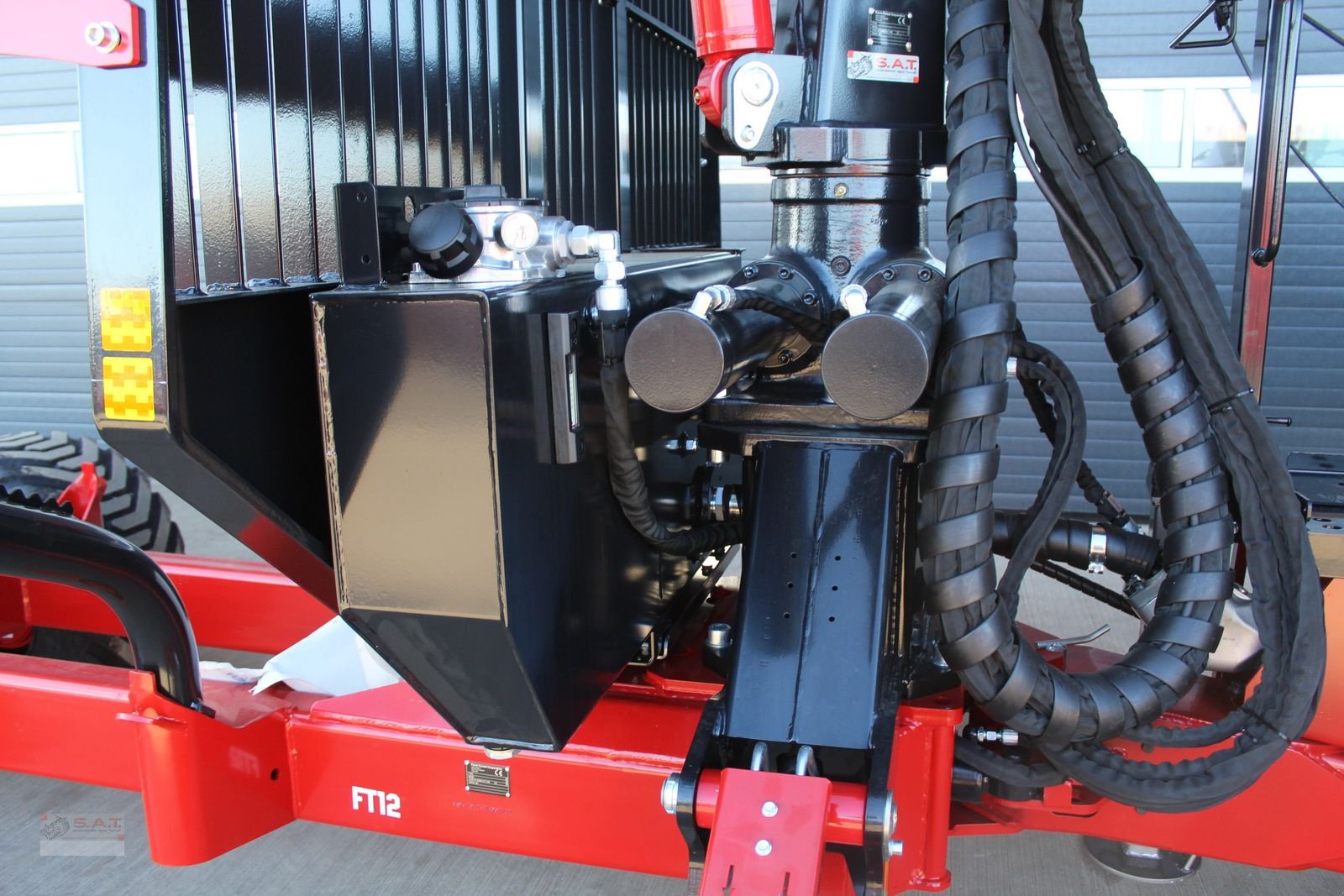 Rückewagen & Rückeanhänger tipa Farmi Rückewagen FT 12 - CR 59 - 8,50m Kran - 14,5t, Neumaschine u Eberschwang (Slika 27)