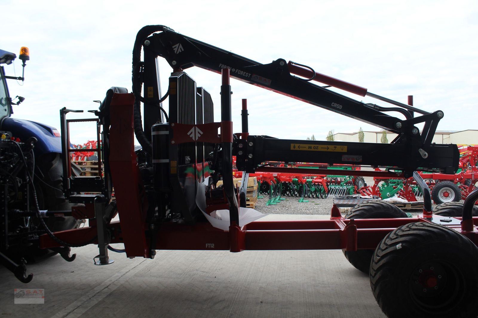 Rückewagen & Rückeanhänger des Typs Farmi Rückewagen FT 12 - CR 59 - 8,50m Kran - 14,5t, Neumaschine in Eberschwang (Bild 3)