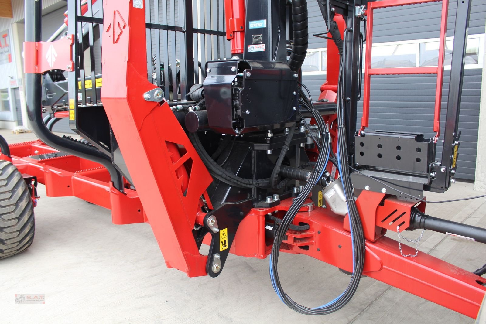 Rückewagen & Rückeanhänger des Typs Farmi Rückewagen FT 12 - CR 59 - 8,50m Kran - 14,5t, Neumaschine in Eberschwang (Bild 9)