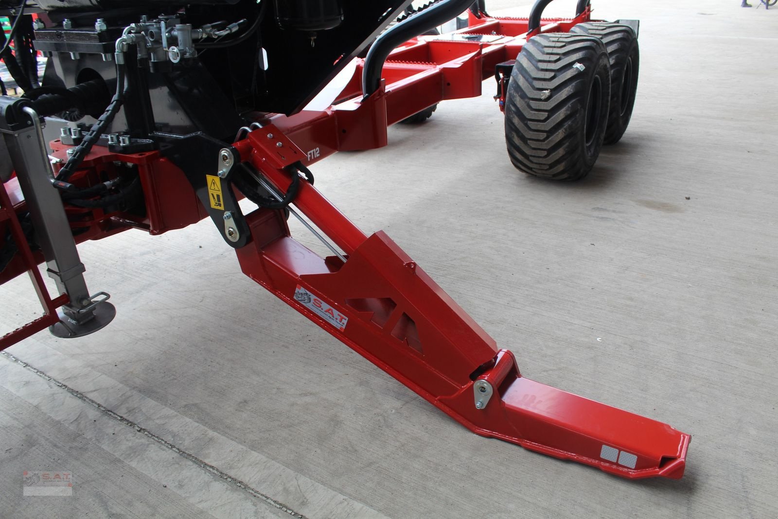 Rückewagen & Rückeanhänger des Typs Farmi Rückewagen FT 12 - CR 59 - 8,50m Kran - 14,5t, Neumaschine in Eberschwang (Bild 13)