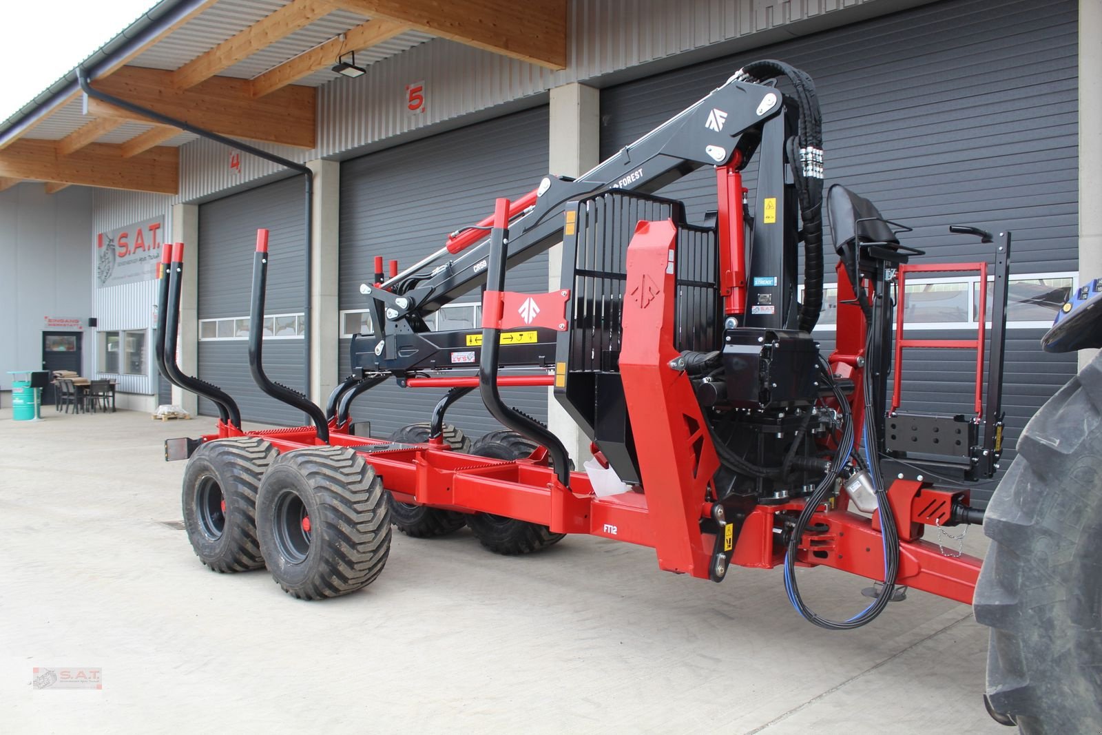 Rückewagen & Rückeanhänger des Typs Farmi Rückewagen FT 12 - CR 59 - 8,50m Kran - 14,5t, Neumaschine in Eberschwang (Bild 1)