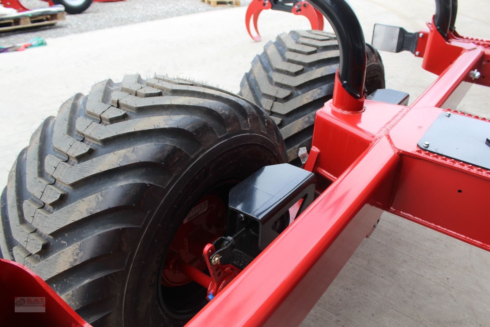 Rückewagen & Rückeanhänger des Typs Farmi Rückewagen FT 12 - CR 59 - 8,50m Kran - 14,5t, Neumaschine in Eberschwang (Bild 18)