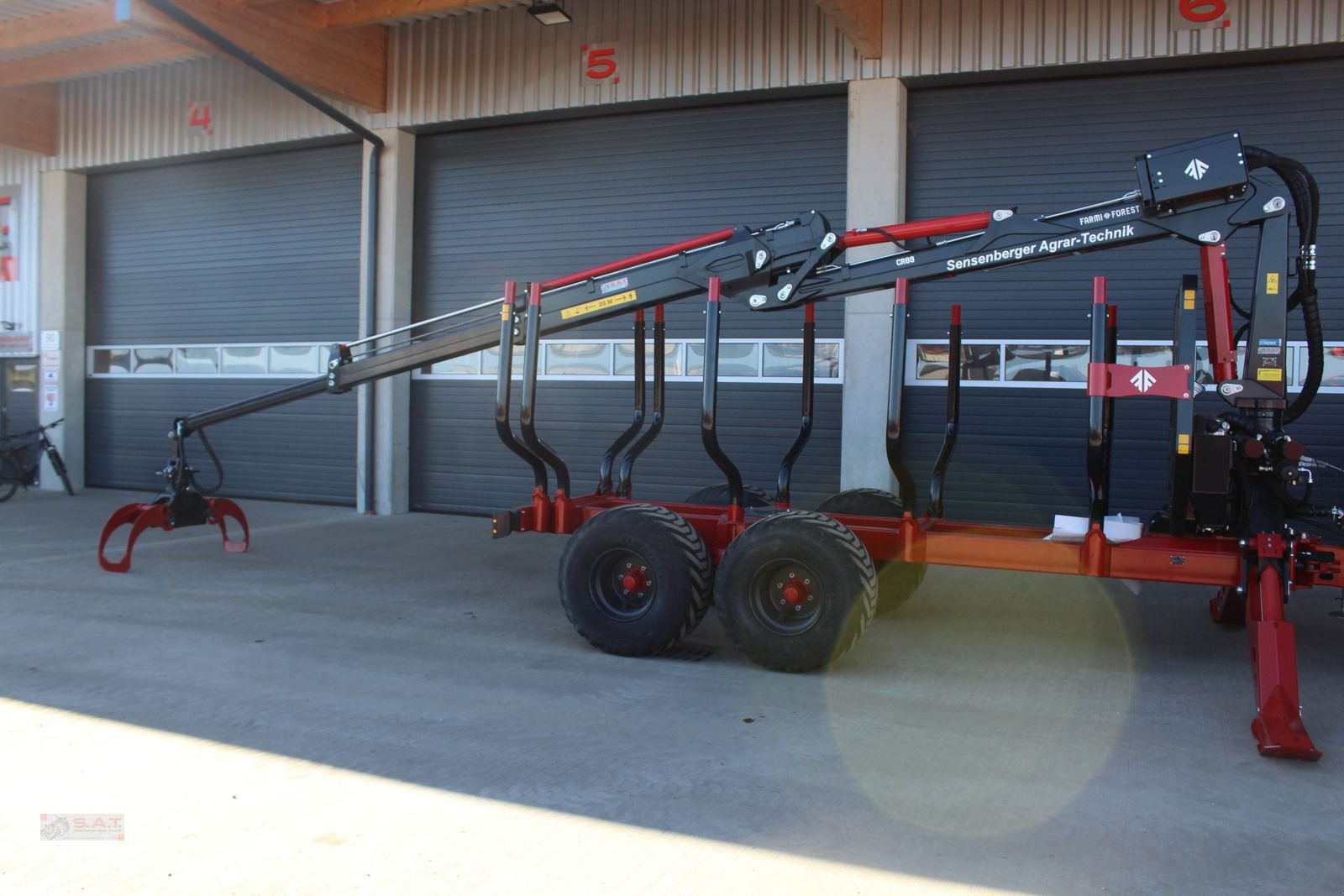 Rückewagen & Rückeanhänger des Typs Farmi Rückewagen FT 12 - CR 89 - 9,00m Kran - 14,5t, Neumaschine in Eberschwang (Bild 29)
