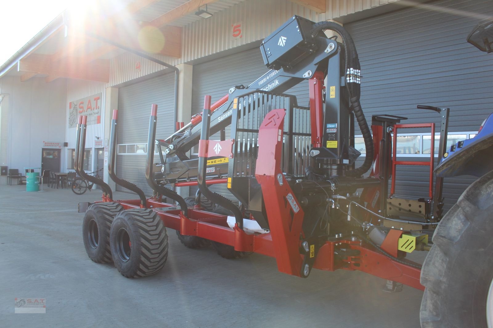 Rückewagen & Rückeanhänger des Typs Farmi Rückewagen FT 12 - CR 89 - 9,00m Kran - 14,5t, Neumaschine in Eberschwang (Bild 9)
