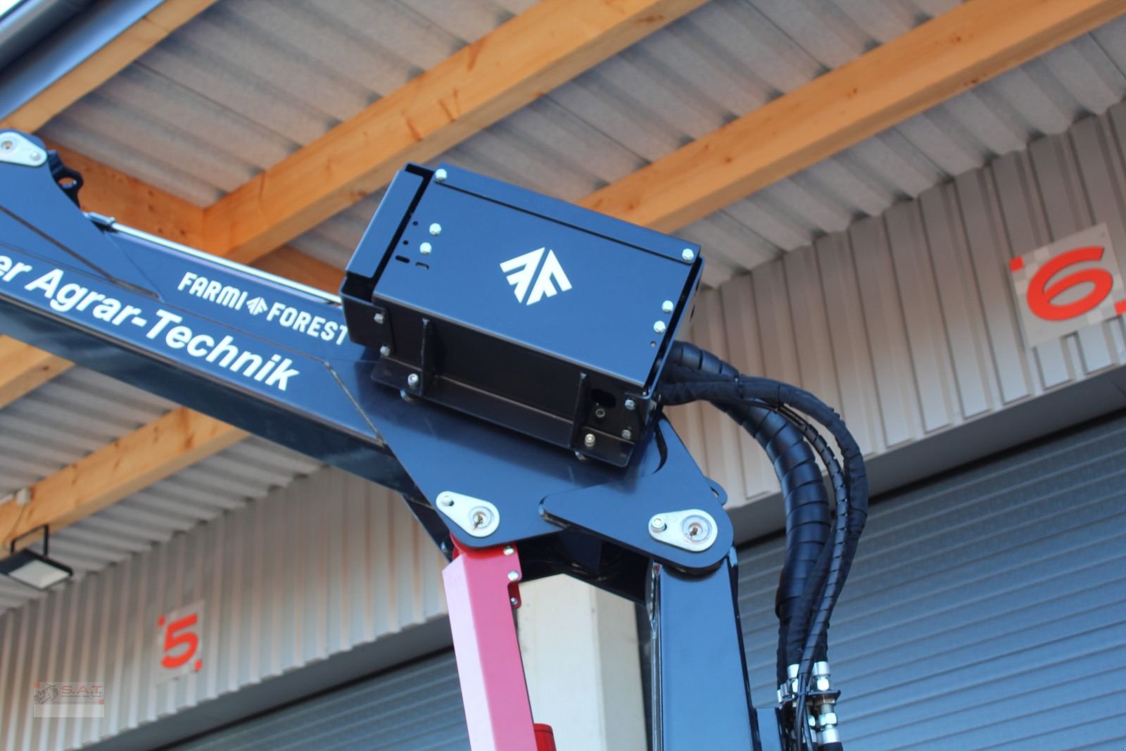 Rückewagen & Rückeanhänger des Typs Farmi Rückewagen FT 12 - CR 89 - 9,00m Kran - 14,5t, Neumaschine in Eberschwang (Bild 25)