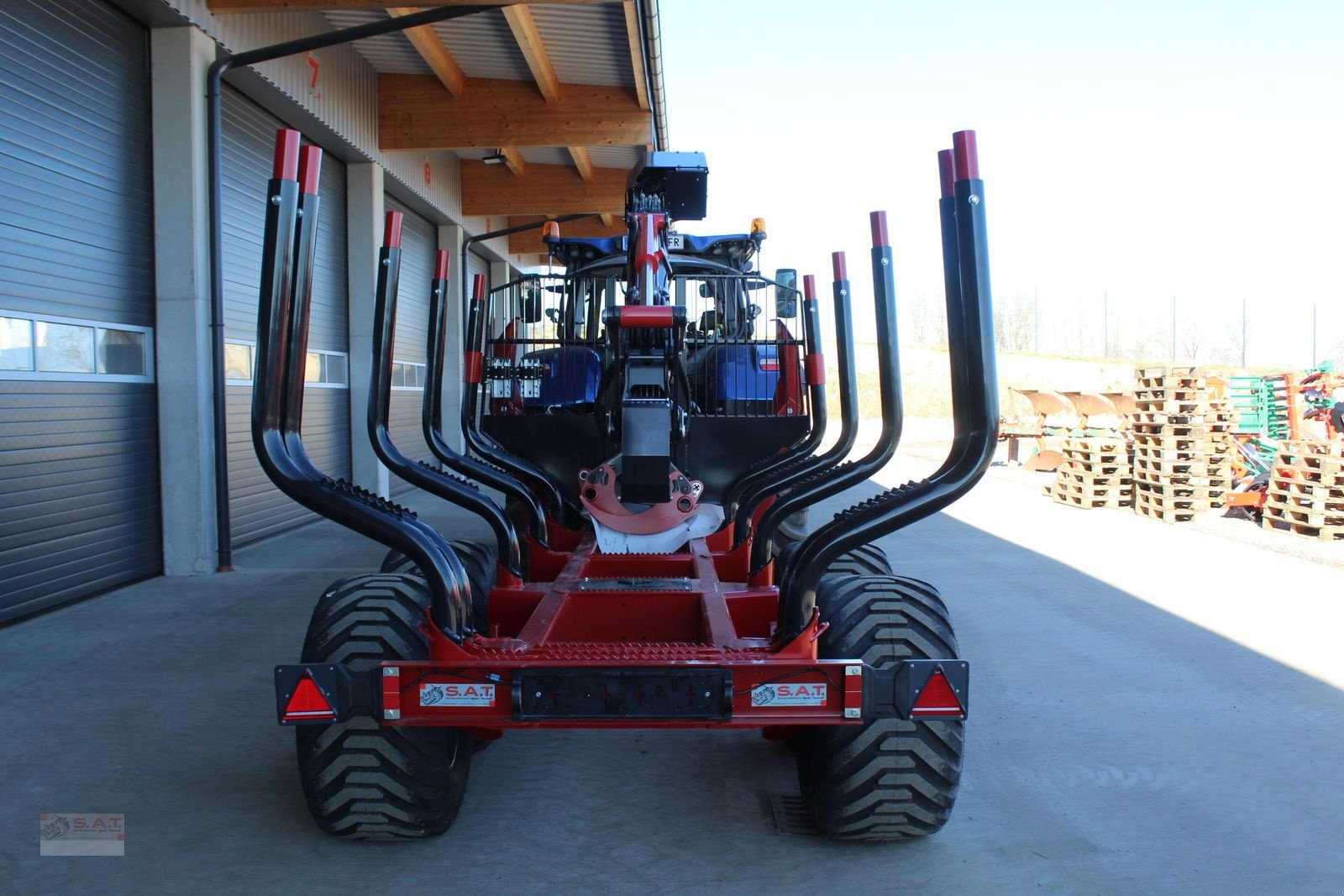 Rückewagen & Rückeanhänger des Typs Farmi Rückewagen FT 12 - CR 89 - 9,00m Kran - 14,5t, Neumaschine in Eberschwang (Bild 3)