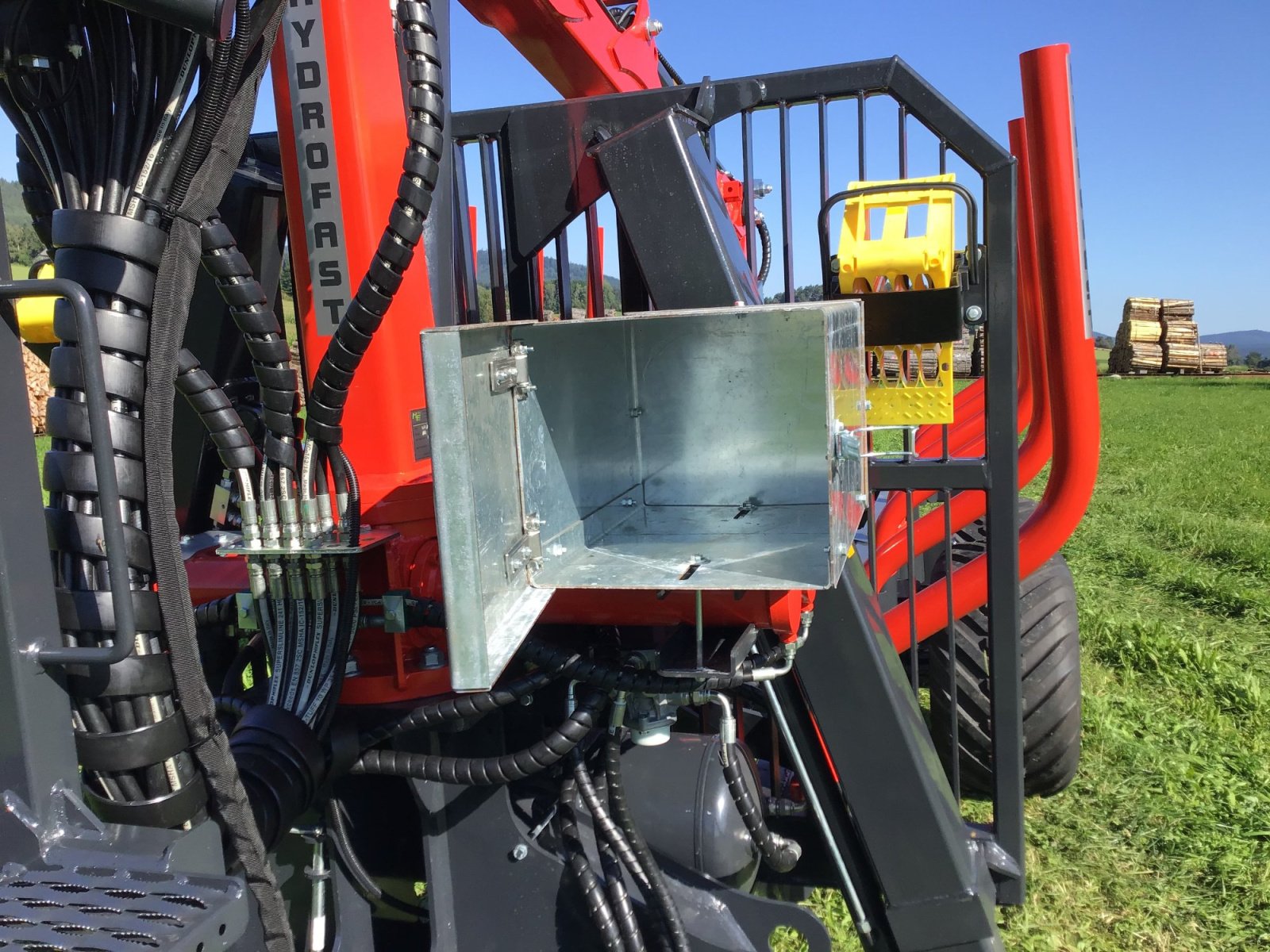 Rückewagen & Rückeanhänger du type Hydrofast H11 14,5t 7,5m Kran 550kg Hubkraft Druckluft, Neumaschine en Schwarzenfeld (Photo 15)