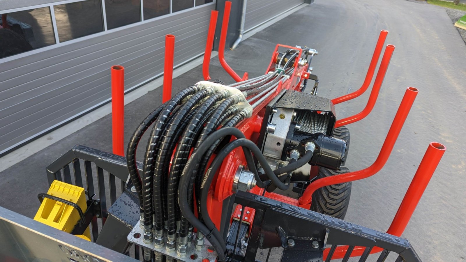 Rückewagen & Rückeanhänger of the type Hydrofast H9 7,5m Kran 550kg Hubkraft Hydraulische Auflaufbremse, Neumaschine in Schwarzenfeld (Picture 9)