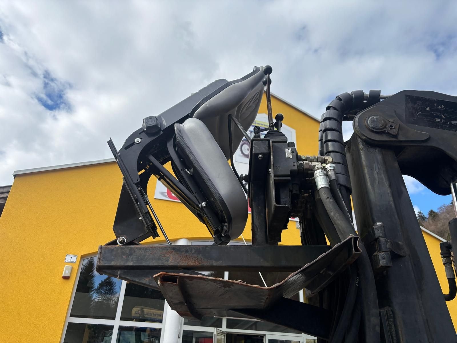 Rückewagen & Rückeanhänger типа Igland Forstanhänger mit Hochsitzkran, Gebrauchtmaschine в Burgkirchen (Фотография 14)