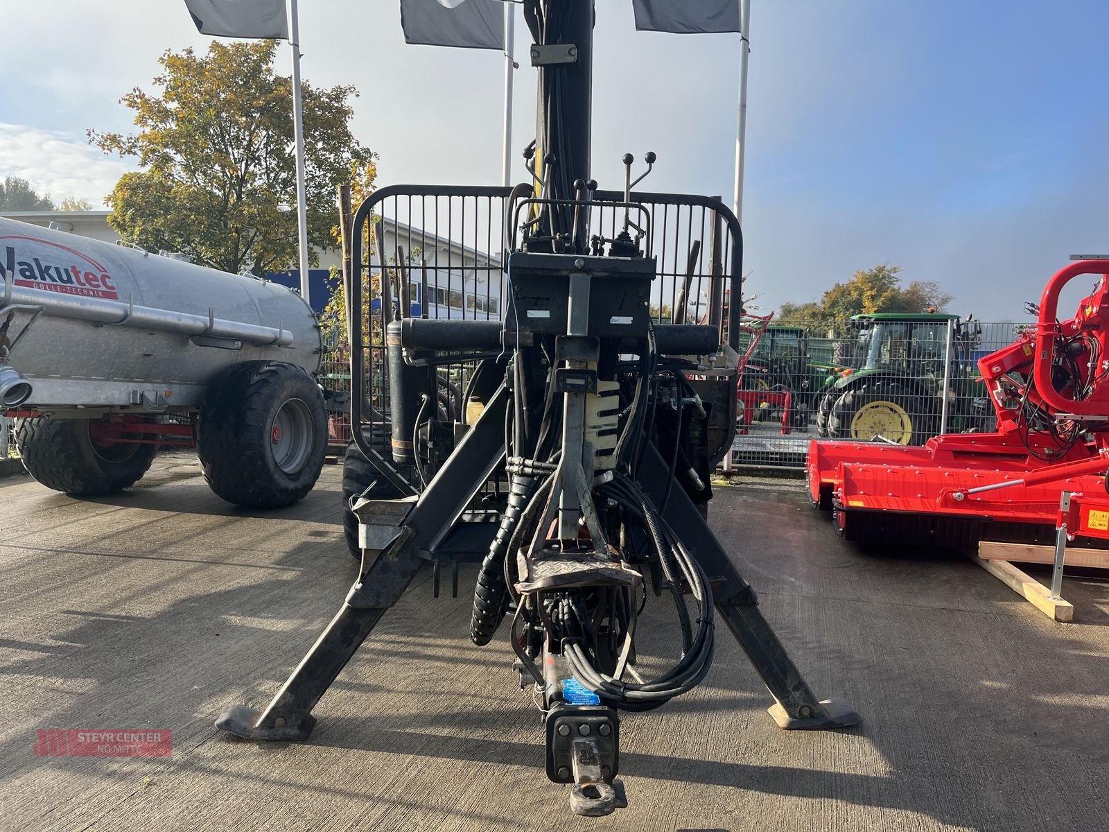 Rückewagen & Rückeanhänger typu Kesla Forstanhänger 10 HD - 201 + Kran 305T, Gebrauchtmaschine v St. Pölten (Obrázek 3)