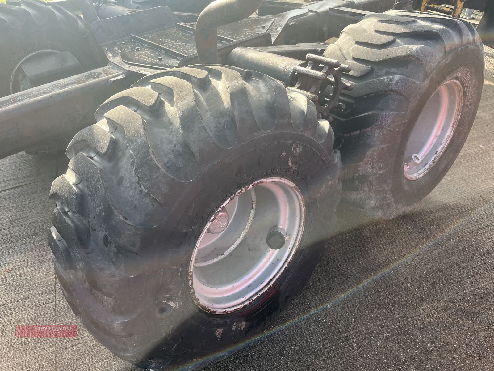 Rückewagen & Rückeanhänger typu Kesla Forstanhänger 10 HD - 201 + Kran 305T, Gebrauchtmaschine v St. Pölten (Obrázek 8)