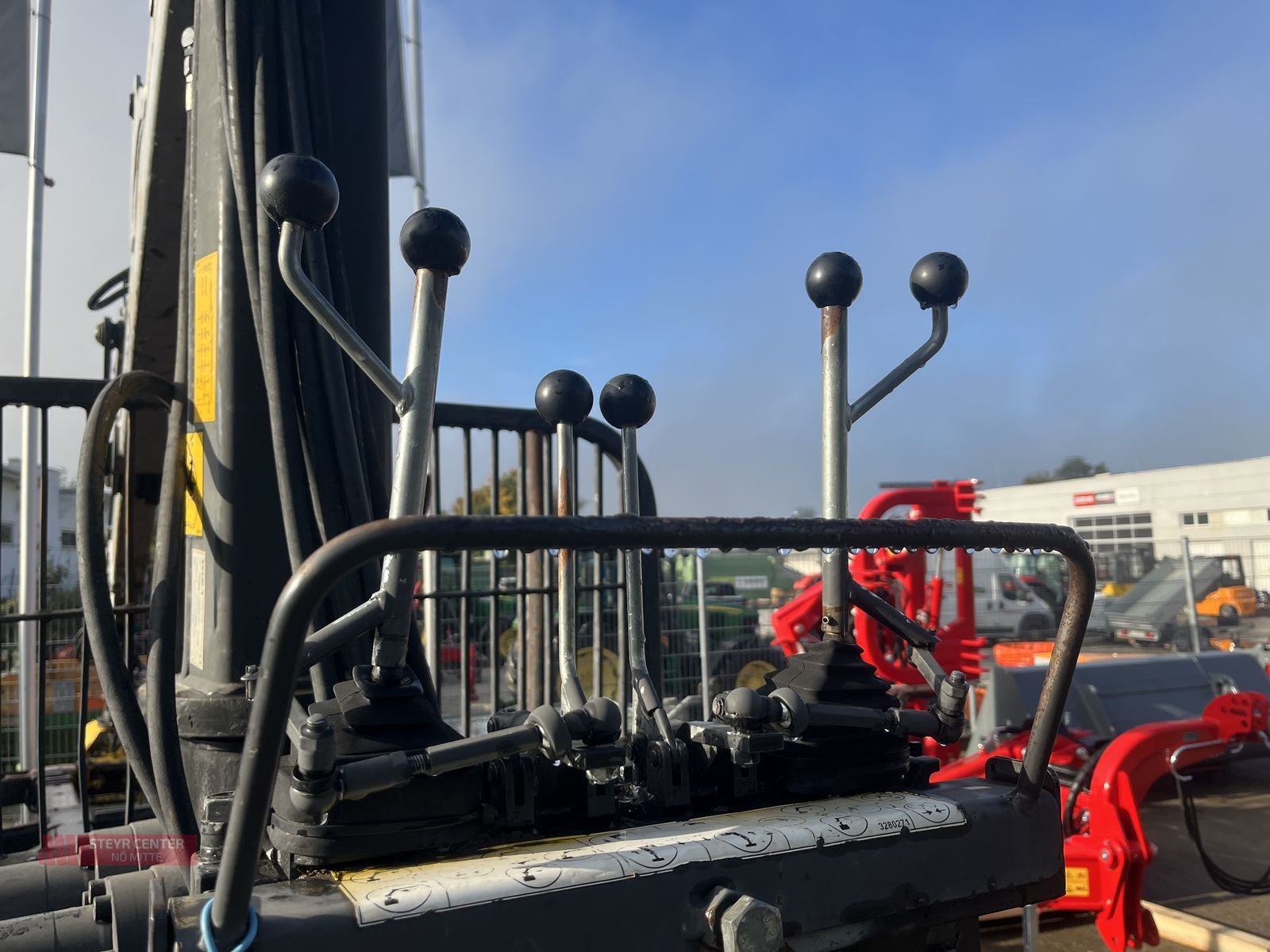 Rückewagen & Rückeanhänger typu Kesla Forstanhänger 10 HD - 201 + Kran 305T, Gebrauchtmaschine v St. Pölten (Obrázek 7)