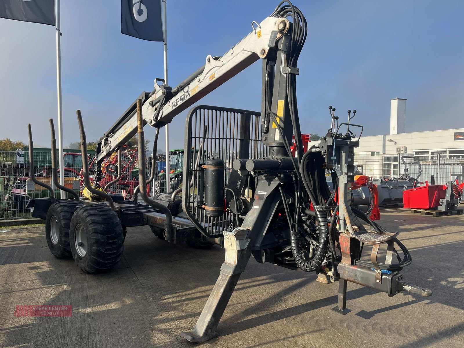 Rückewagen & Rückeanhänger typu Kesla Forstanhänger 10 HD - 201 + Kran 305T, Gebrauchtmaschine v St. Pölten (Obrázek 1)