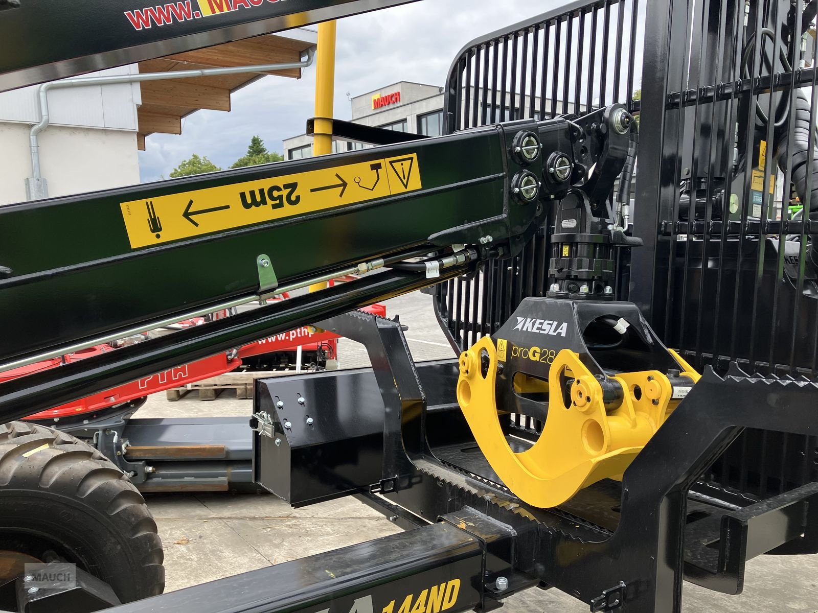 Rückewagen & Rückeanhänger des Typs Kesla Forstanhänger 144 ND 2WD mit 326T Kran, Neumaschine in Burgkirchen (Bild 7)