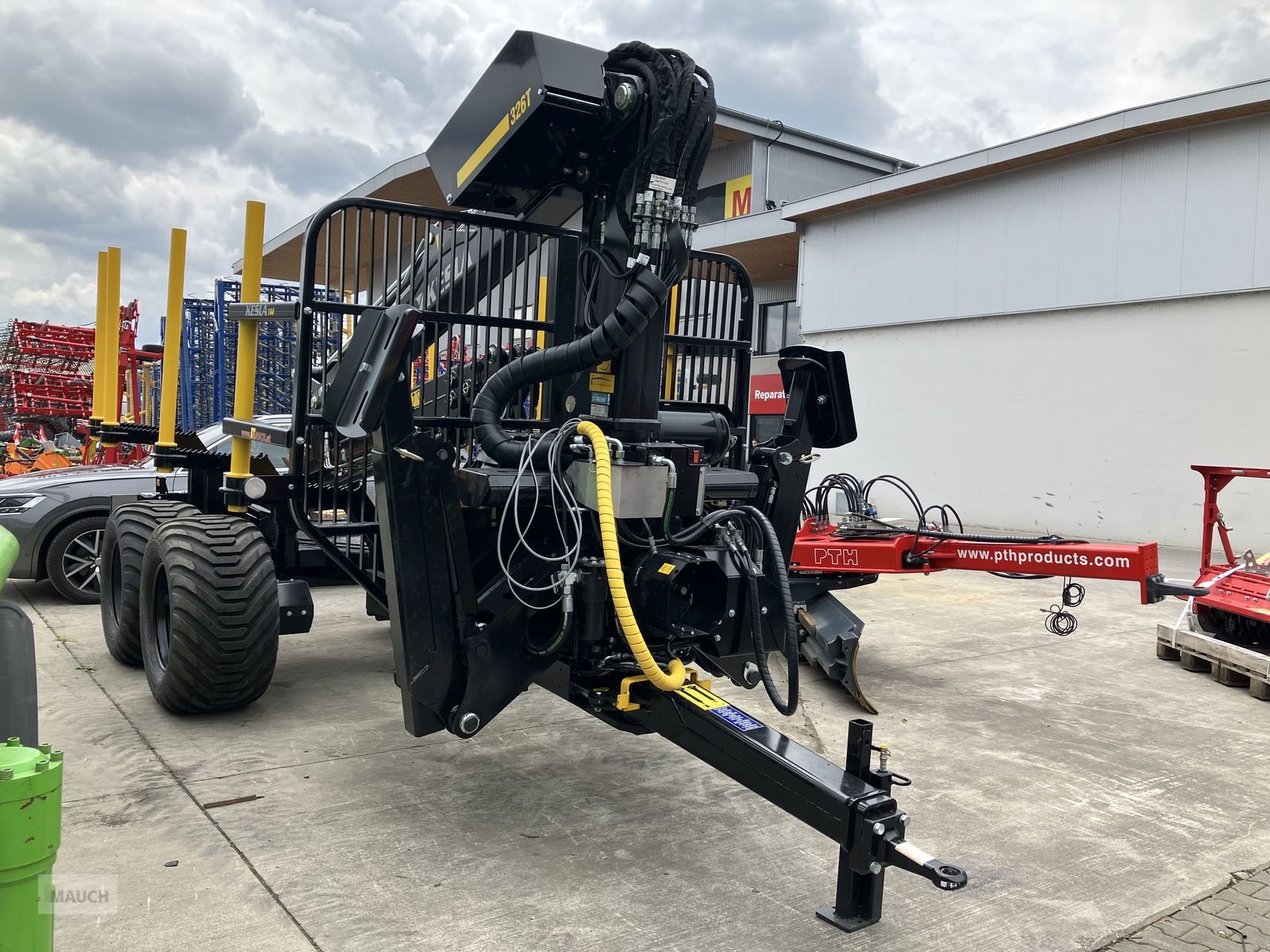 Rückewagen & Rückeanhänger des Typs Kesla Forstanhänger 144 ND 2WD mit 326T Kran, Neumaschine in Burgkirchen (Bild 8)