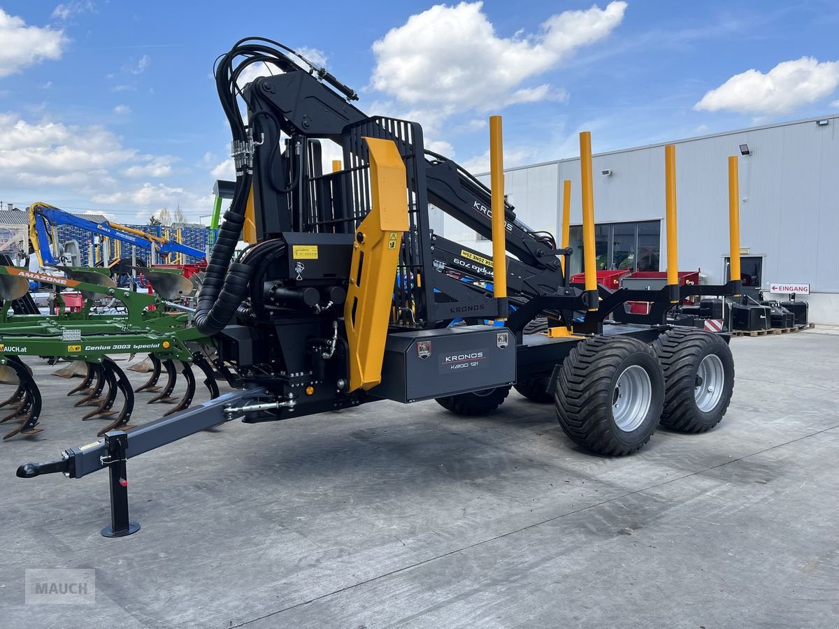 Rückewagen & Rückeanhänger des Typs Kronos Kargo 121 Gripto 709, Neumaschine in Burgkirchen (Bild 1)