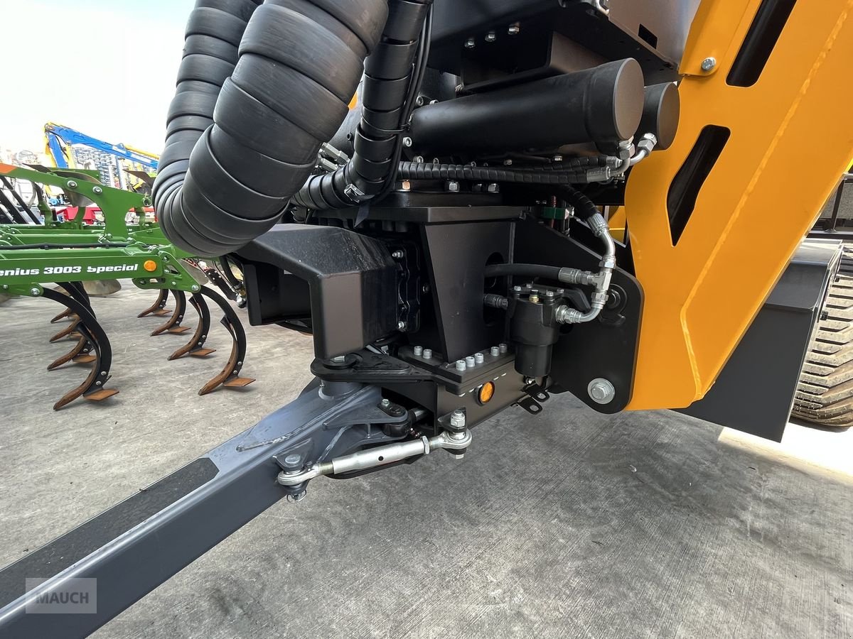 Rückewagen & Rückeanhänger des Typs Kronos Kargo 121 Gripto 709, Neumaschine in Burgkirchen (Bild 12)